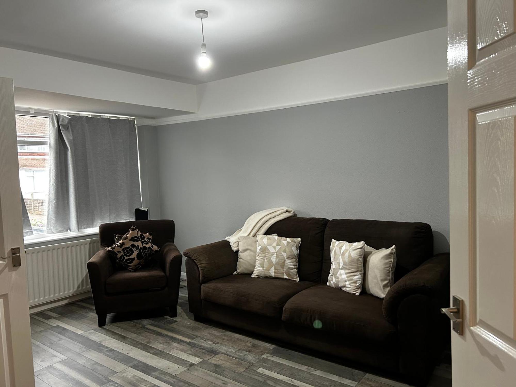 Family Home Near Cribbs Causeway And The Wave, Just 2 Minutes From Airbus And Rolls Royce Бристоль Экстерьер фото